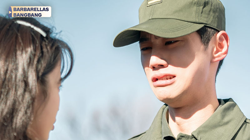 Jun Young và bạn diễn tạo nên khoảnh khắc tình tứ khiến fan “đẩy thuyền” rần rần