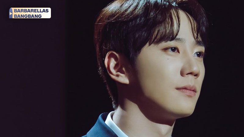 Lee Jun Young tỏa sáng trong vai Kang In Ha